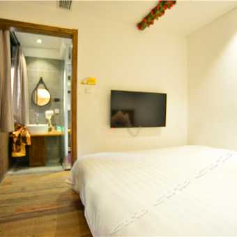 携程酒店 宏村揽月阁精品酒店预订 宏村揽月阁精品酒店价格 点评 电话 地址查询