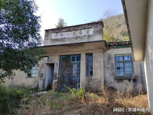 西藏有处军工厂,早年人来人往,曾住上千名员工,后被废弃很荒凉