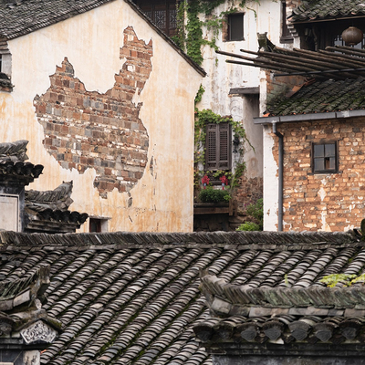 从黄山出发去婺源篁岭和宏村旅游,住宿高档酒店有哪些推荐?